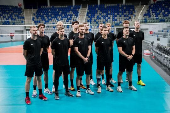 czarni 007.jpg czarni 007.jpg