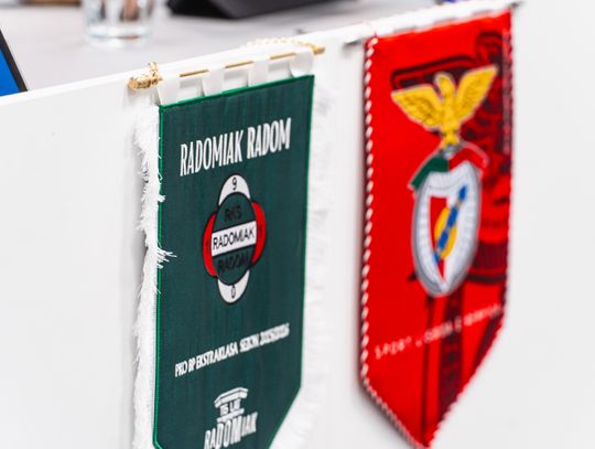 Konferencja inaugurująca współpracę z trenerami SL Benfica w Akademii Radomiaka (zdjęcia)