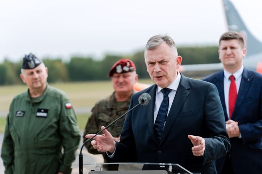 air show 005.jpg air show 005.jpg