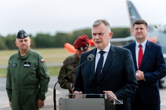 air show 007.jpg air show 007.jpg