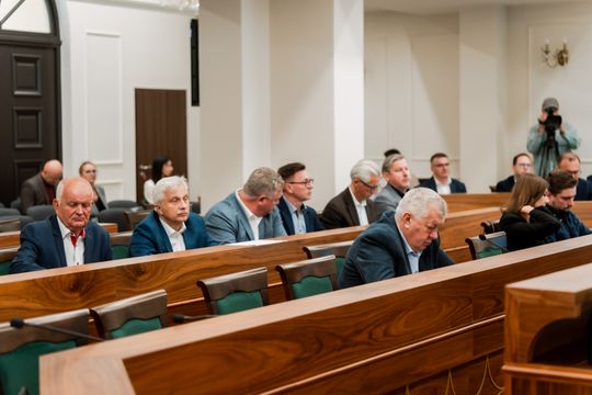 sesja 023.jpg sesja 023.jpg