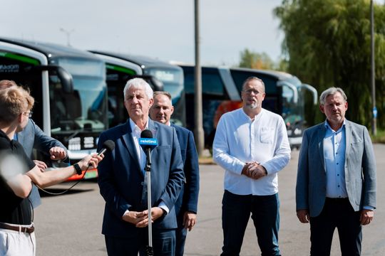 mpk 016.jpg mpk 016.jpg