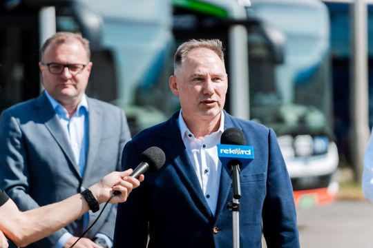 mpk 023.jpg mpk 023.jpg