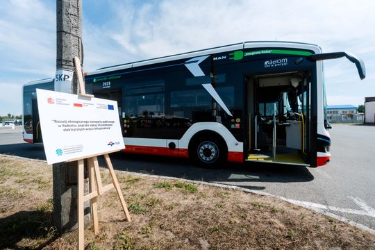 mpk 025.jpg mpk 025.jpg