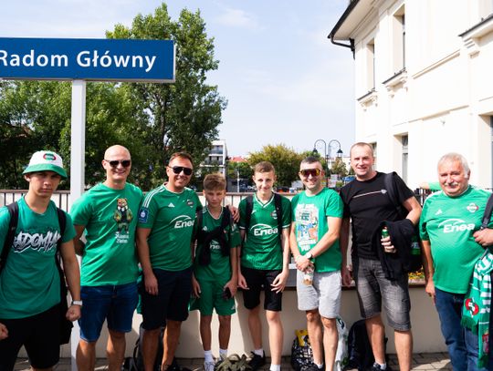 Wyjazd kibiców Radomiaka na mecz z GKS-em Katowice (zdjęcia)