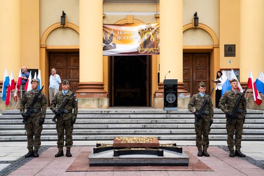 Obchody 86. rocznicy wybuchu II wojny światowej (zdjęcia)