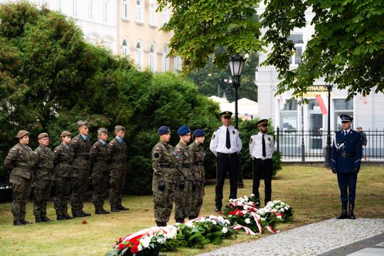 Obchody 86. rocznicy wybuchu II wojny światowej (zdjęcia)