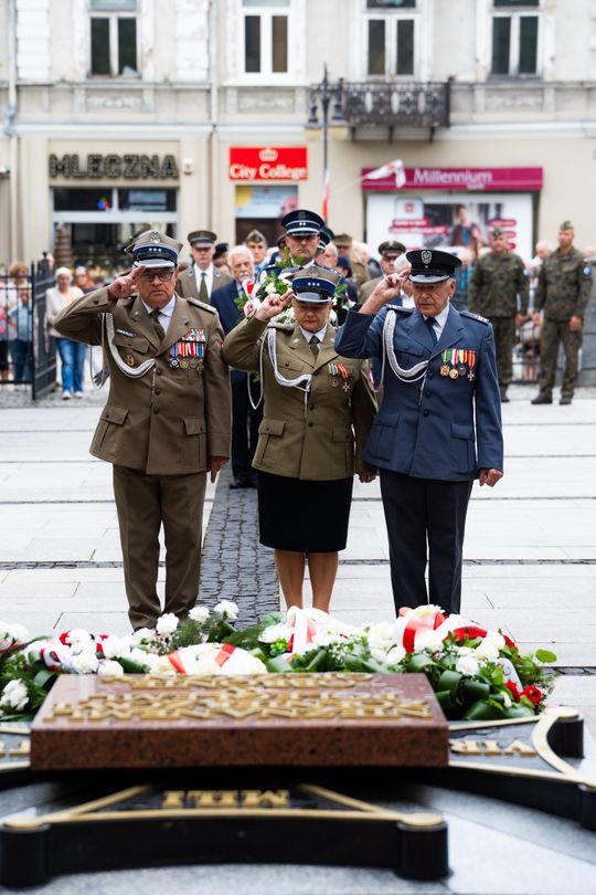 Obchody 86. rocznicy wybuchu II wojny światowej (zdjęcia)
