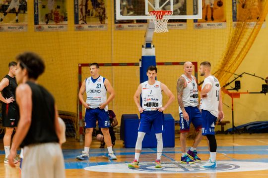 hydrotruck 037.jpg hydrotruck 037.jpg