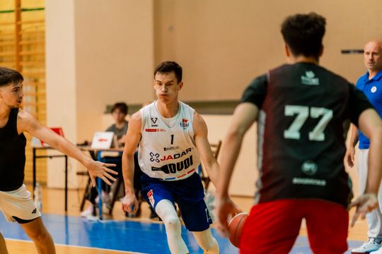 hydrotruck 042.jpg hydrotruck 042.jpg