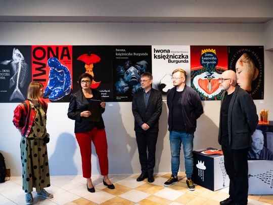 Opętani Literaturą - otwarcie wystawy plakatu „Iwona, księżniczka Burgunda” (zdjęcia)