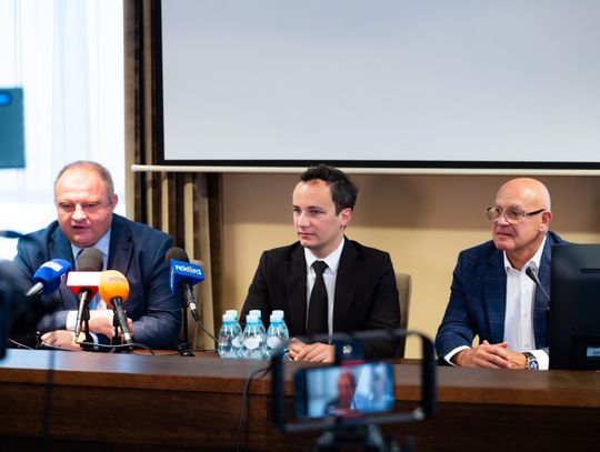 Konferencja prasowa dot. Laboratorium Sztucznej Inteligencji w Centrum Technologii Cyfryzacji 4.0 (zdjęcia)
