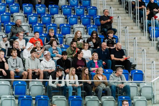 czarni 006.jpg czarni 006.jpg