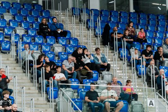 czarni 008.jpg czarni 008.jpg