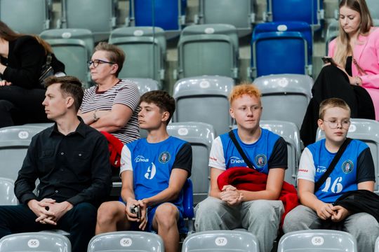 czarni 010.jpg czarni 010.jpg