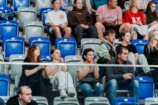 czarni 024.jpg czarni 024.jpg