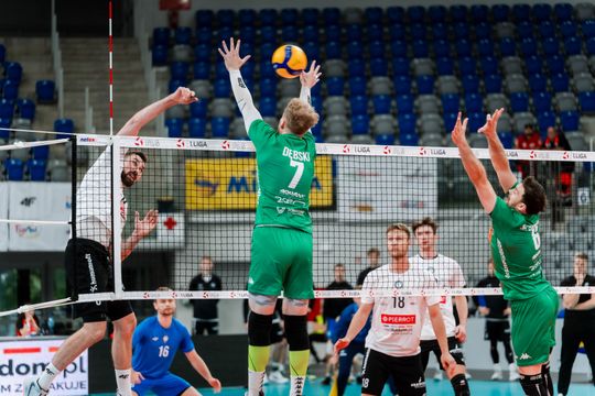 czarni 028.jpg czarni 028.jpg