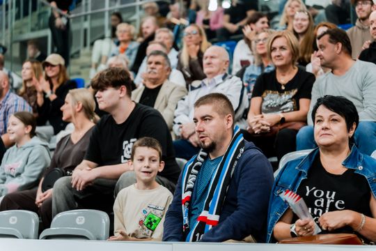 czarni 048.jpg czarni 048.jpg