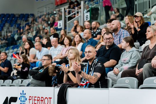 czarni 047.jpg czarni 047.jpg