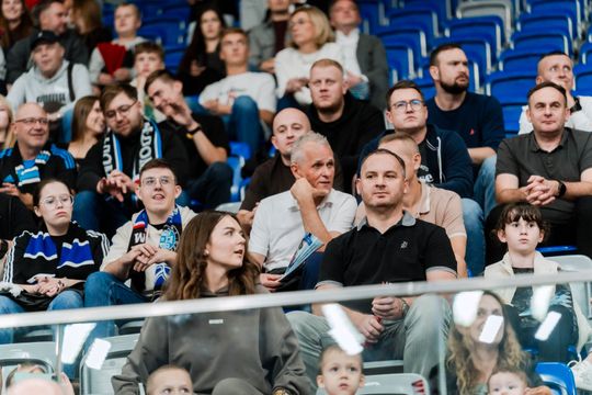 czarni 052.jpg czarni 052.jpg