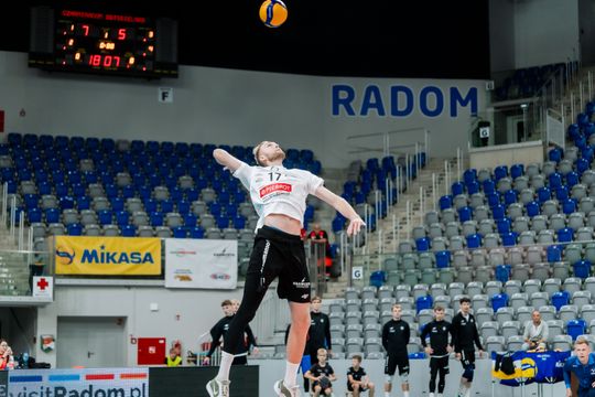 czarni 071.jpg czarni 071.jpg