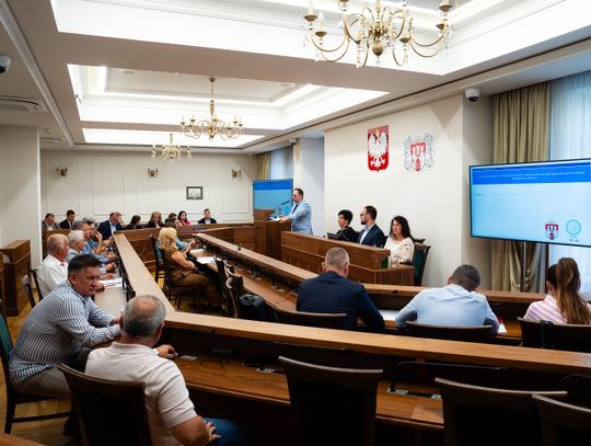 Nadzwyczajna sesja Rady Miasta (zdjęcia)