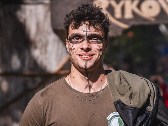 Rykowisko - otrzęsiny klas pierwszych w Szkole Drzewnej (zdjęcia)