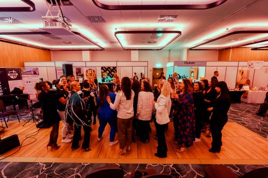 women 043.jpg women 043.jpg