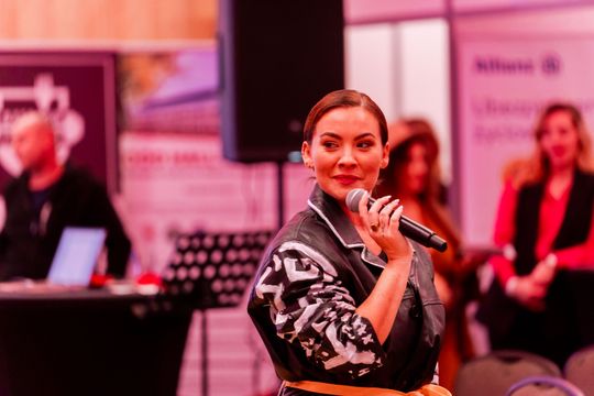 women 052.jpg women 052.jpg