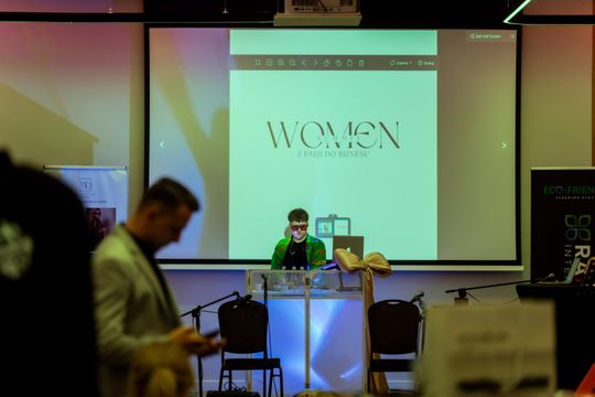 women 055.jpg women 055.jpg