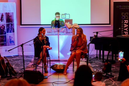 women 058.jpg women 058.jpg