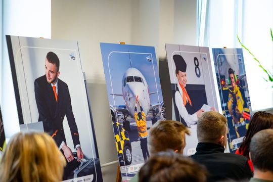 Konferencja pt. „Kadry dla lotnictwa – rola szkoleń i edukacji w rozwoju branży” (zdjęcia)