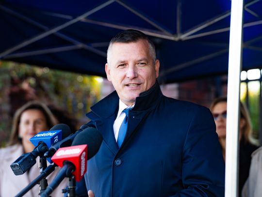 Oddanie drogi w Dąbrówce Podłężnej (zdjęcia)