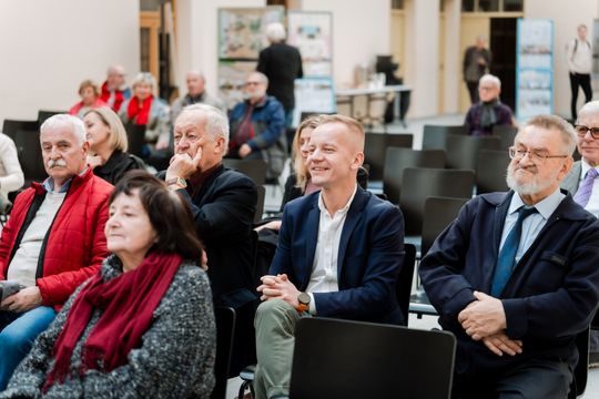 Otwarcie wystawy jubileuszowej 50 lat pracy architekta Bogusława Bluma-Ochońskiego 012.jpg