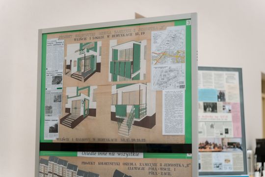 Otwarcie wystawy jubileuszowej 50 lat pracy architekta Bogusława Bluma-Ochońskiego 029.jpg