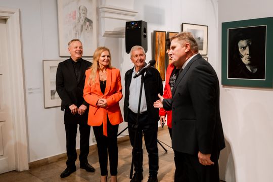 Twórcze powroty – wystawa prac absolwentów „Chałubińszczaka” 007.jpg