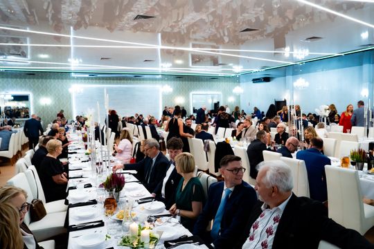 Gala z okazji Jubileuszu 120 lecia istnienia szkoły IV Liceum Ogólnokształcącego im. Chałubińskiego (zdjęcia)