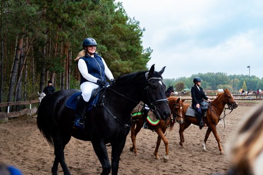 Hubertus 2025 - Święto jeździectwa i przyjaźni ze zwięrzętami w stajni Carino (zdjęcia)
