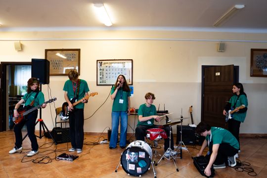 Jubileusz 120 lecia istnienia szkoły IV Liceum Ogólnokształcącego im. Chałubińskiego - spacer po szkole (zdjęcia)