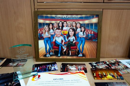 Jubileusz 120 lecia istnienia szkoły IV Liceum Ogólnokształcącego im. Chałubińskiego - spacer po szkole (zdjęcia)