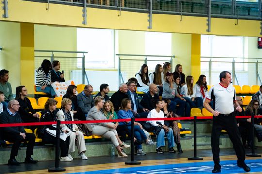 Jubileusz 120 lecia istnienia IV LO im. dra Tytusa Chałubińskiego - mecz koszykówki (zdjęcia)