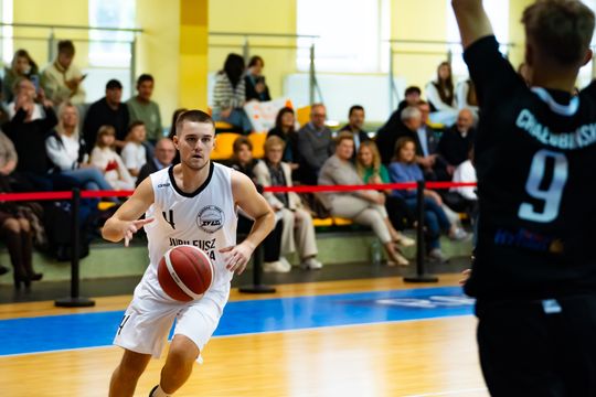 Jubileusz 120 lecia istnienia IV LO im. dra Tytusa Chałubińskiego - mecz koszykówki (zdjęcia)
