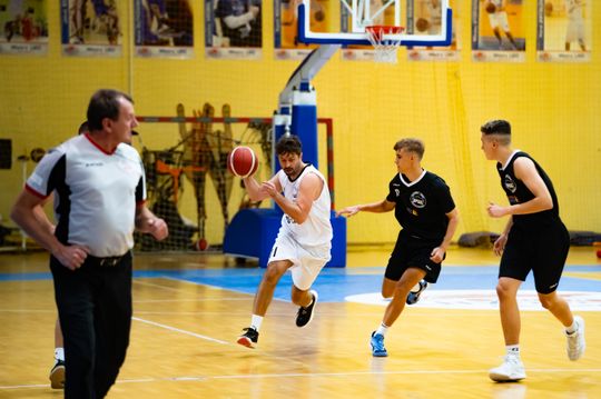 Jubileusz 120 lecia istnienia IV LO im. dra Tytusa Chałubińskiego - mecz koszykówki (zdjęcia)