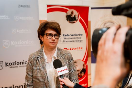 Rola liderów społeczności lokalnych w zakresie działań na rzecz osób starszych 003.jpg