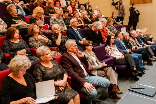 Rola liderów społeczności lokalnych w zakresie działań na rzecz osób starszych 008.jpg