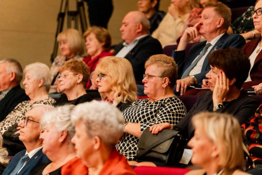 Rola liderów społeczności lokalnych w zakresie działań na rzecz osób starszych 027.jpg