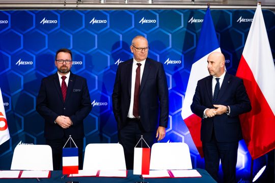 Podpisanie porozumienia o współpracy pomiędzy PGZ S.A., MESKO S.A. a EURENCO (zdjęcia)