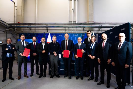 Podpisanie porozumienia o współpracy pomiędzy PGZ S.A., MESKO S.A. a EURENCO (zdjęcia)