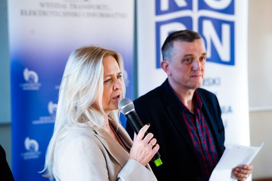 Konferencja "Ruch + Muzyka = Matematyka" - rozwijanie kompetencji matematycznych u dzieci (zdjęcia)