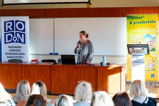 Konferencja "Ruch + Muzyka = Matematyka" - rozwijanie kompetencji matematycznych u dzieci (zdjęcia)
